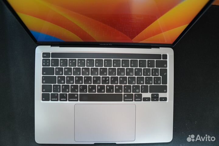 Macbook pro 13 retina 2020 / 16RAM с Тачбаром