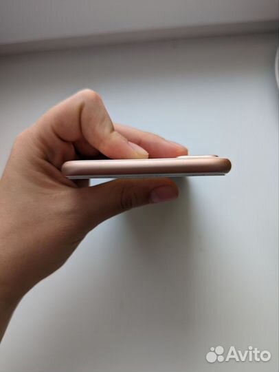 iPhone 8 Plus, 64 ГБ
