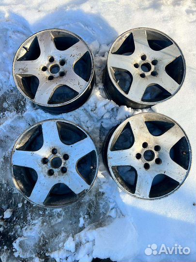 Литые диски Melber R16 5x112 ET35 7.5J