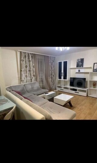 2-к. квартира, 63 м², 2/16 эт.