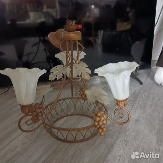 Люстры и торшер.Ит.люстра