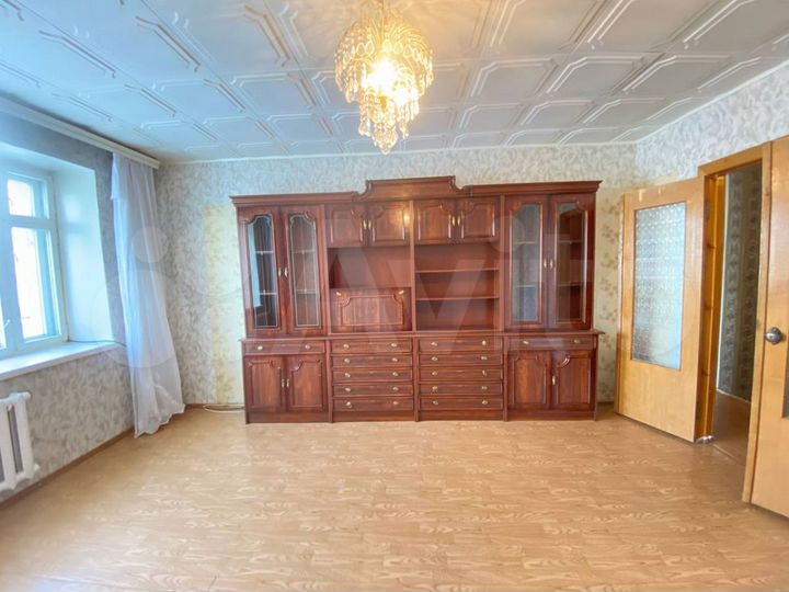 4-к. квартира, 91 м², 3/5 эт.