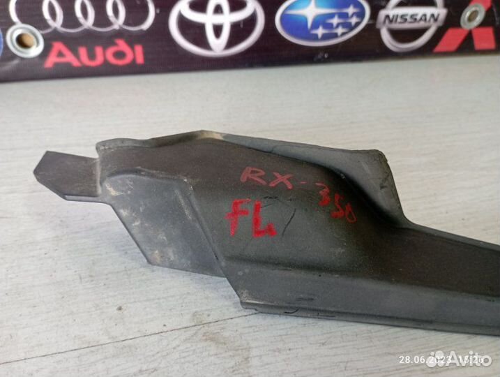 Молдинг лобового стекла левый Lexus Rx350 2010