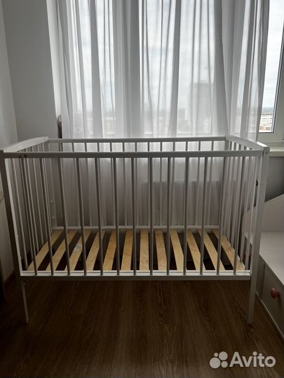 Детская кроватка