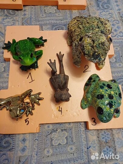 Коллекция лягушек