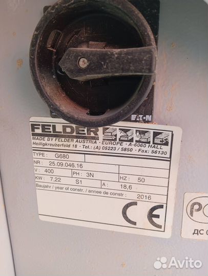 Кромкооблицовочный станок Felder G680 c прифуговко