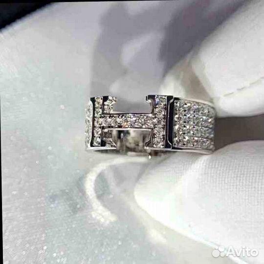 Hermes Clic H кольцо с бриллиантами 0.20ct