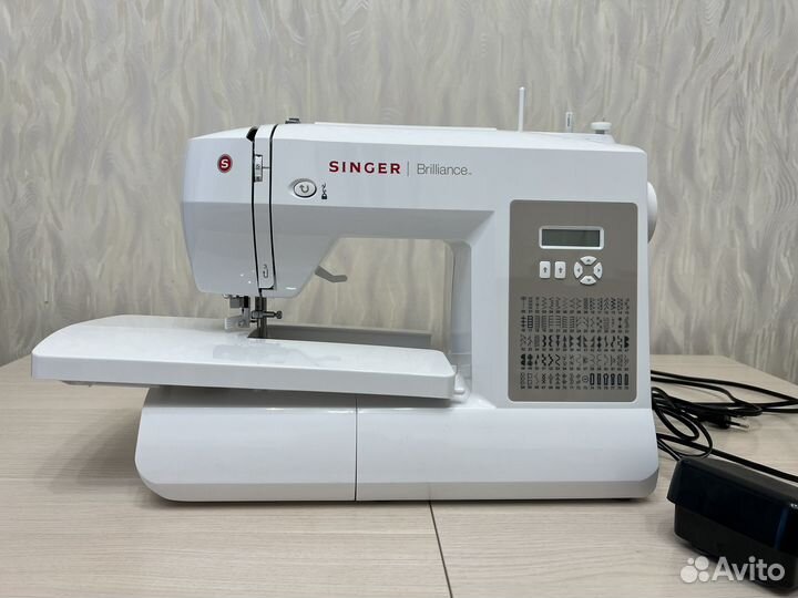 Швейная машинка singer