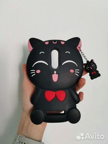 Чехол на телефон