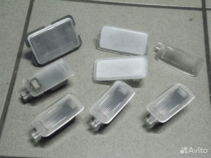 Плафон посветки Тойота Лексус