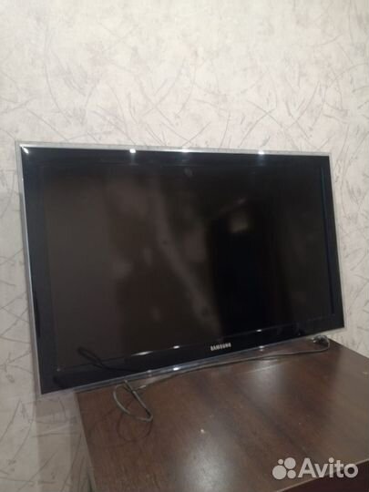 Телевизор samsung