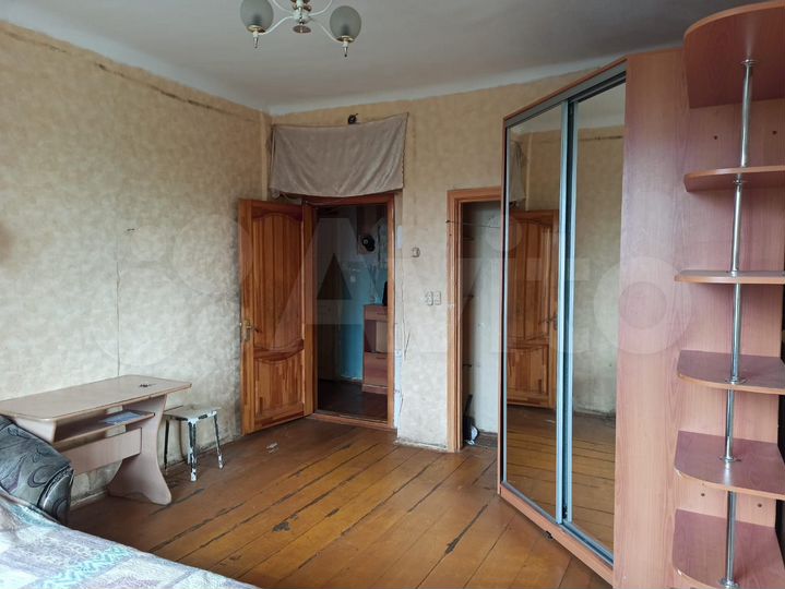 Комната 19,5 м² в 3-к., 4/4 эт.