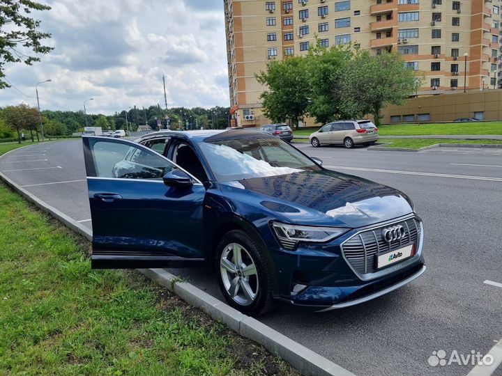 Audi e-tron AT, 2021, 28 000 км