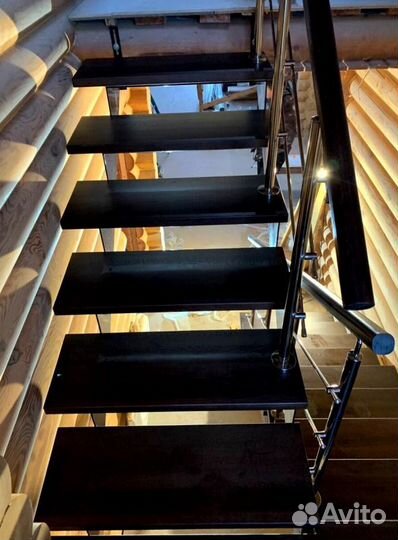 Лестница для загородного дома