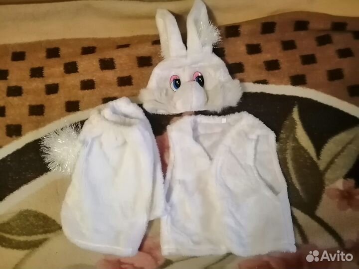 Прокат костюма зайчика
