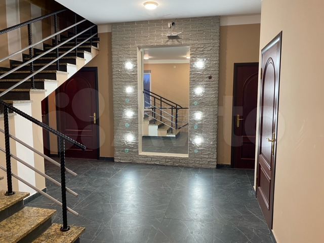 Дом 800 м² на участке 50 сот.