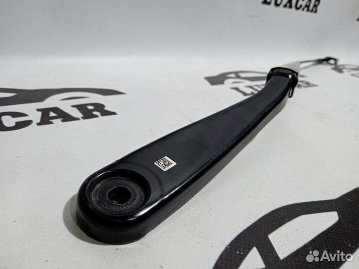 Щеткодержатель стеклоочистителя передний правый