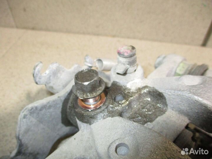 Суппорт задний правый Kia Soul 3 (SK3)