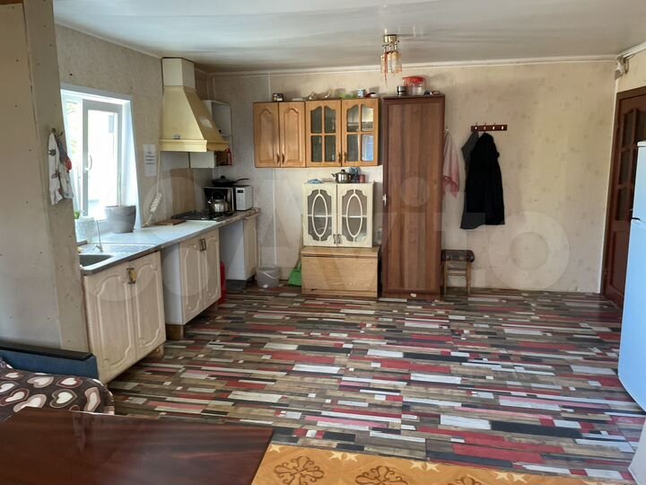 Комната 12 м² в 4-к., 2/2 эт.