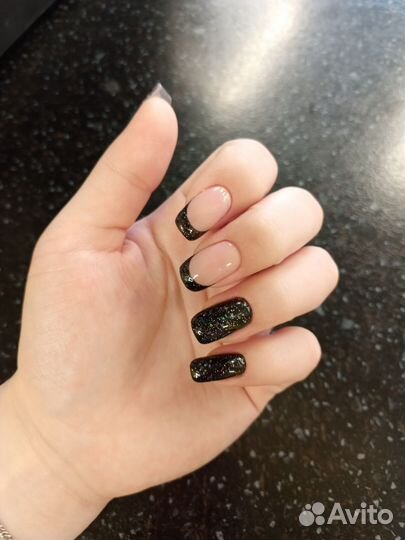 Маникюр, педикюр