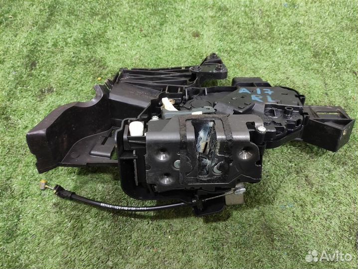 Замок двери задней левой Ford Focus 2 (CB4) 2008