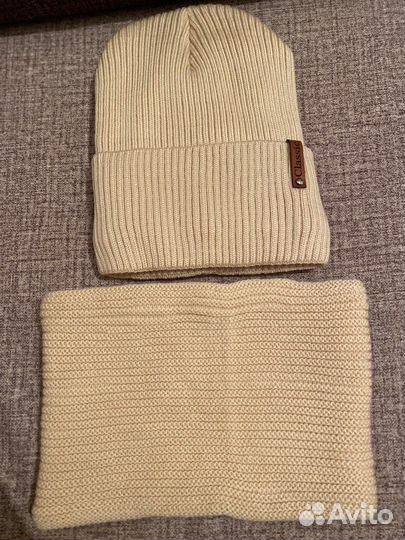 Комплект шапка и снуд женский