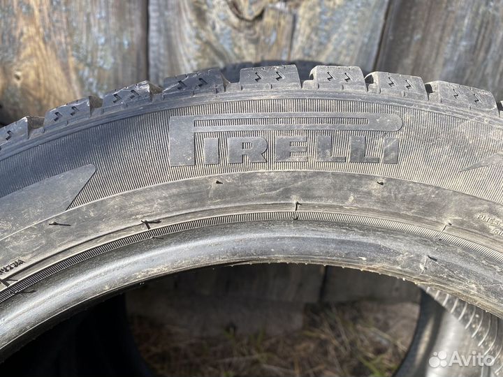 Pirelli Ice Zero 225/45 R17