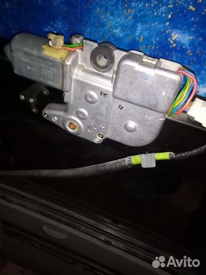 Люк на крышу от иномарки