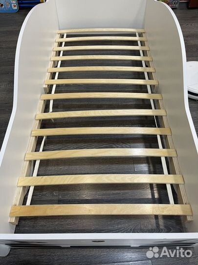 Кровать-машина с матрасом 70*160