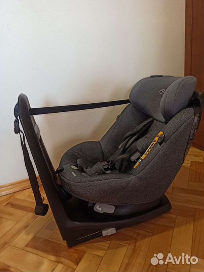 Автокресло детское Maxi Cosi Axiss Fix 9-18 кг