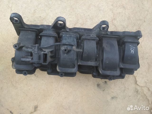 Коллектор впускной Volkswagen Touareg NF 3.6