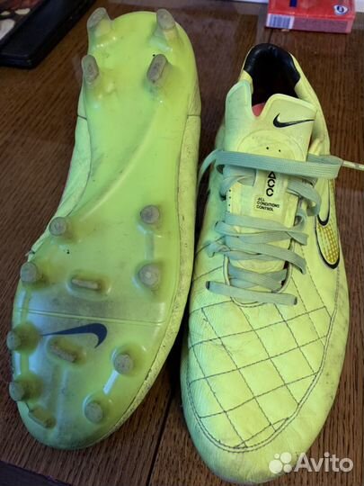 Футбольные щитки/бутсы/перчатки цены в описании