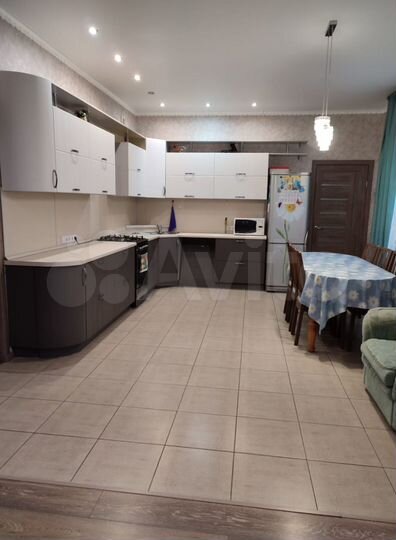 Коттедж 177 м² на участке 15 сот.