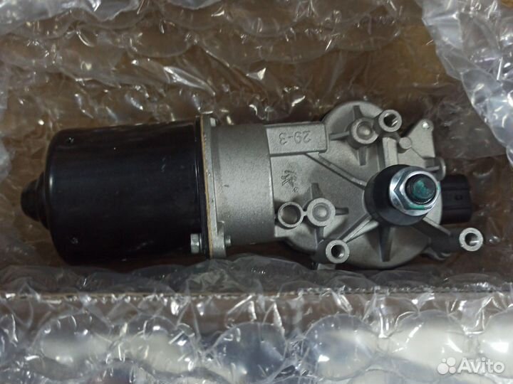 Моторчик стеклоочистителя honda crv3