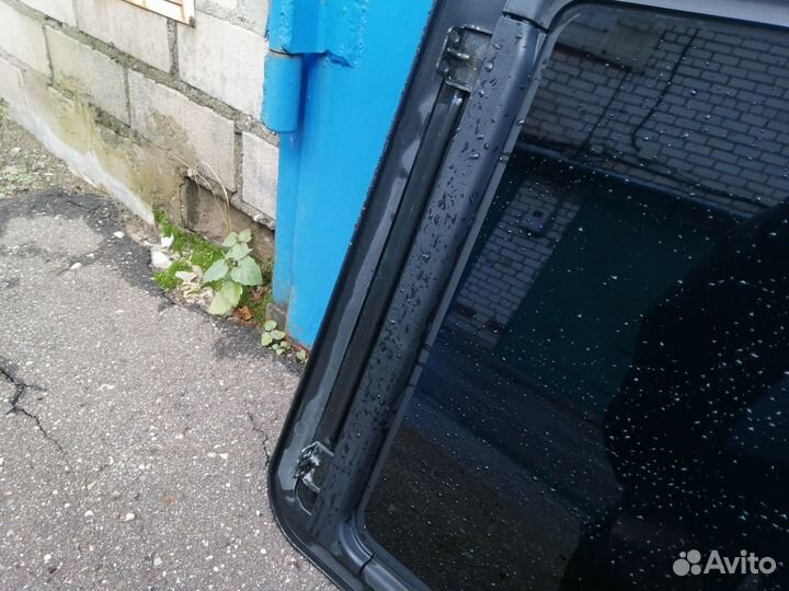 Стекло люка Toyota Hilux Surf 185 кузов