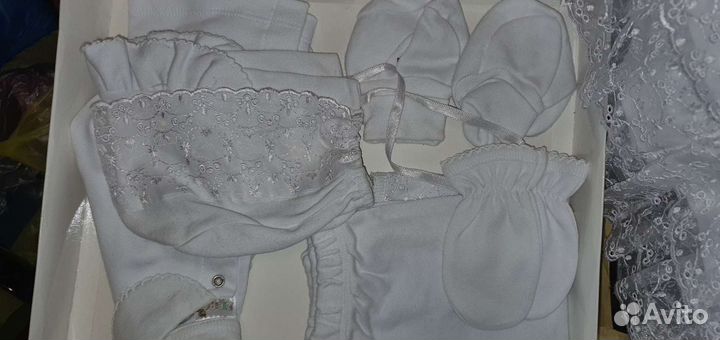 Комплект на выписку для девочки