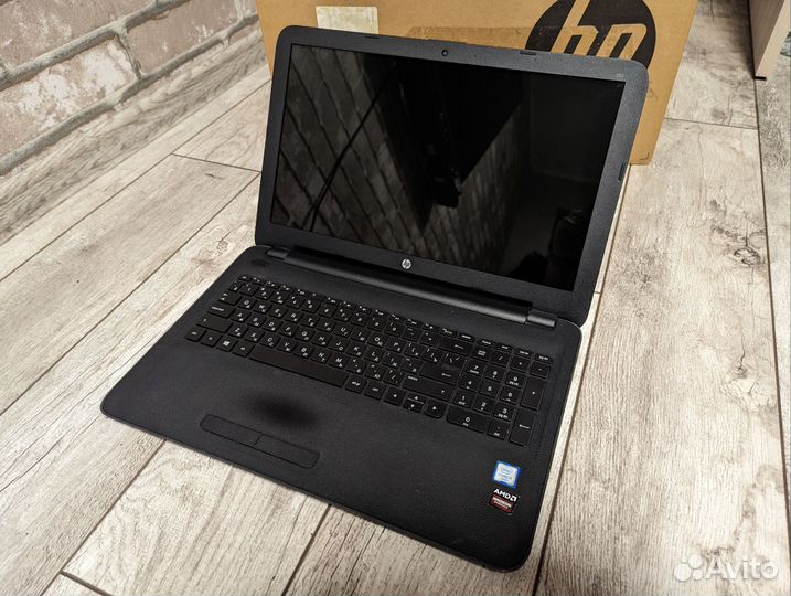 Игровой ноутбук HP i5-6200U/R5 M330(2 гб) /500/4