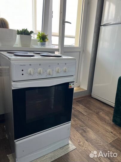 Плита электрическая бу с духовкой Лада