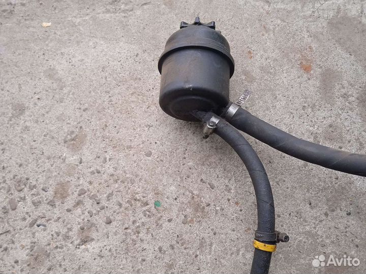 Бачок гура ваз 2110