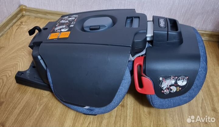 Автокресло группа 2/3 (15-36 кг) Peg-Perego