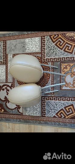 Подголовники