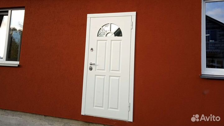 Установка дверей входных