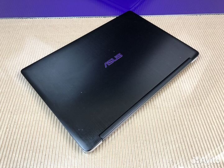 Asus i5/8Gb/256Gb