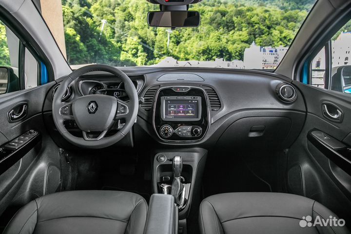 Торпедо, передняя панель на Renault Kaptur