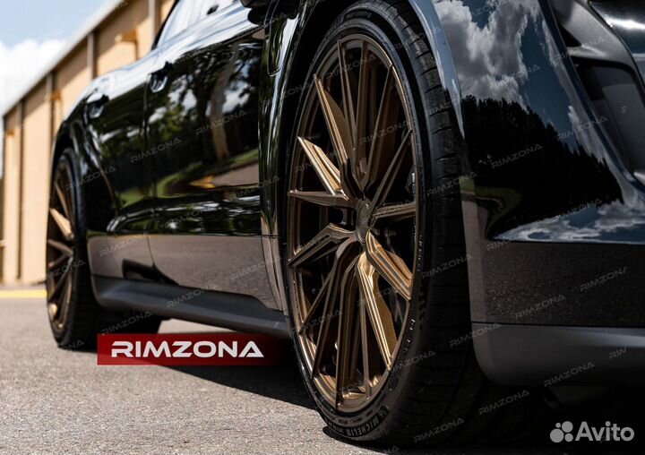 Кованые диски R22 на Porsche 911