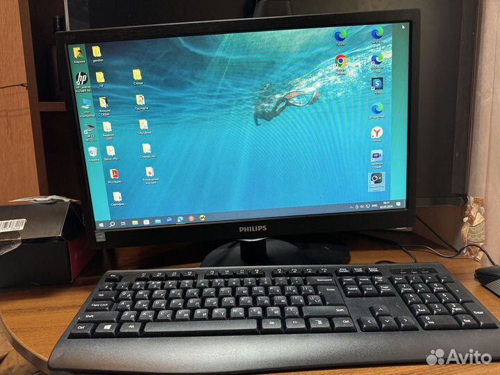 Монитор philips