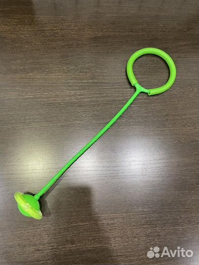 Нейроскакалка зеленая светящаяся