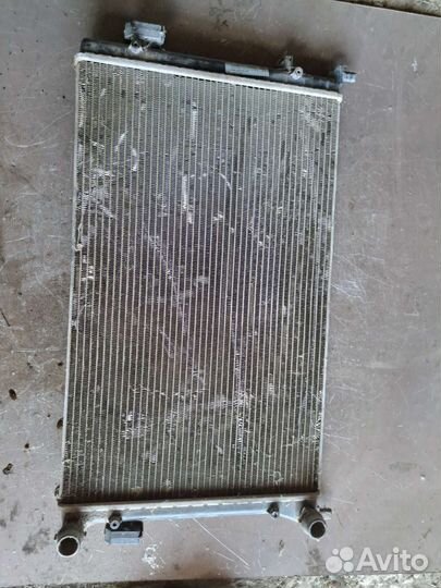 Радиатор охлаждения Volkswagen Passat B6