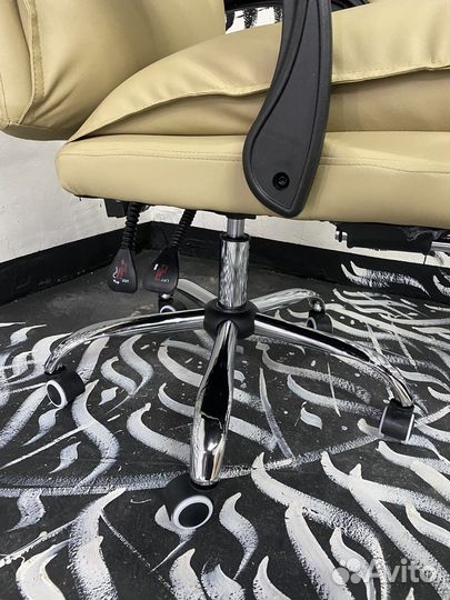 Президентское кресло + держатель ног (хаки)