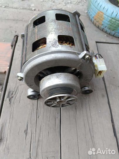 Двигататель стиральной машины